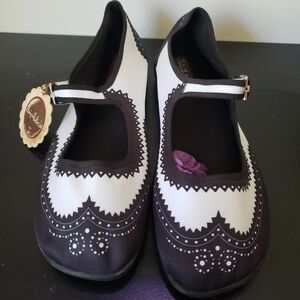 BNWT Hot Chocolate design Mary Jane flats SZ 11